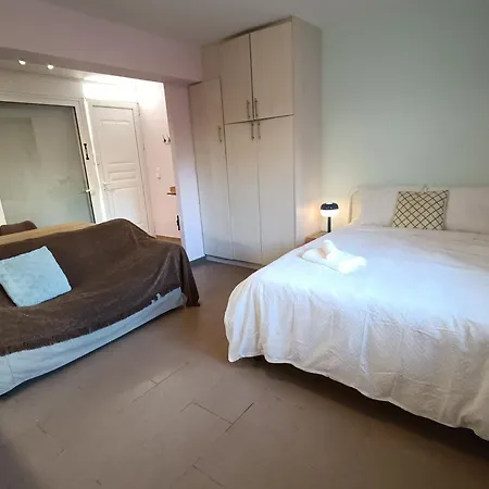 Nearby Alimos Beatch Apartment Athens